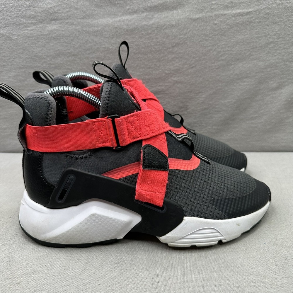Womens 6.5 / 5Y Nike Air Huarache City Shoes Black / Red Athletic Sneakers